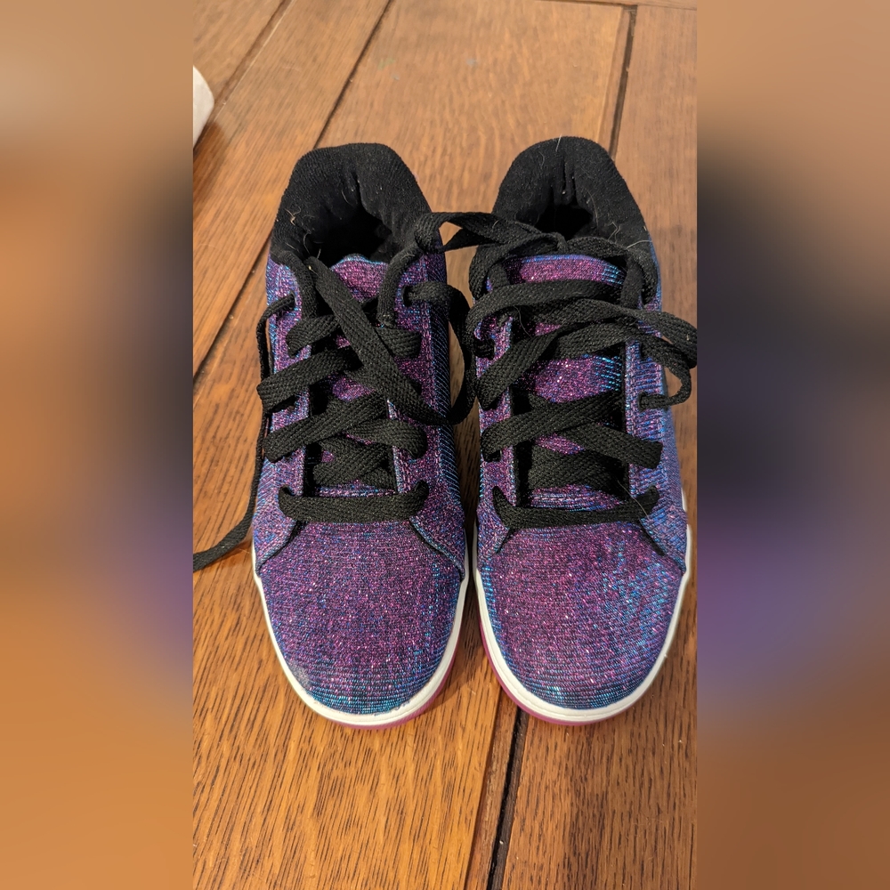 Heelys skate shoes